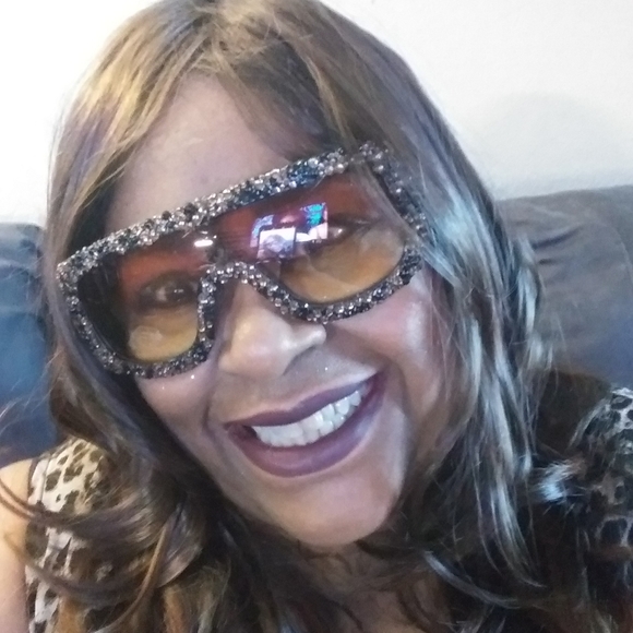 Leopard Goggles - Picture 2 of 2